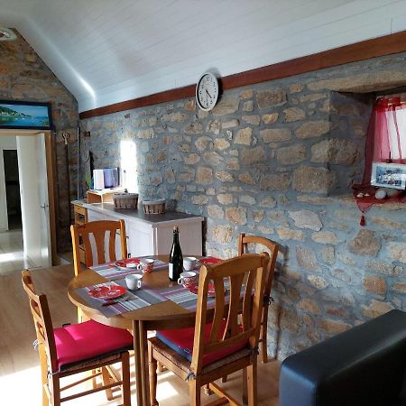 Holiday Home In Plouarzel Kültér fotó